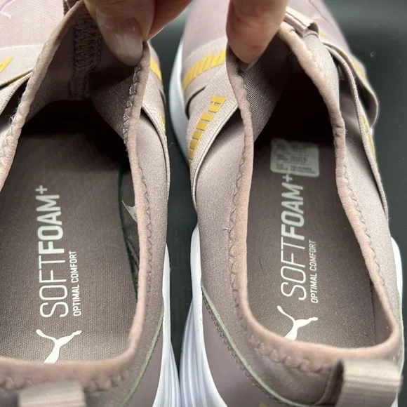 Puma Wired Run Slip On Violet w/ Gold Detail Sneakers 382299-05, Women’s size 9 - Picture 10 of 13